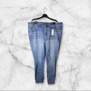 NWT Maurices High Rise Skinny Jeans